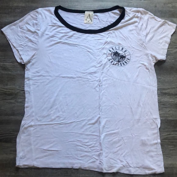 White graphic tee - Picture 1 of 4